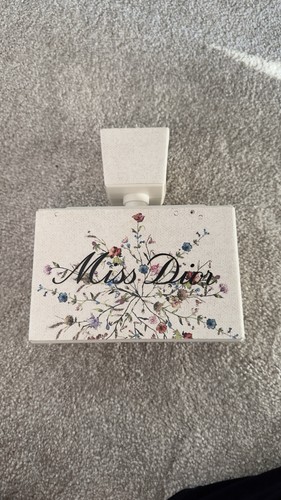 Miss dior perfume stand - miss,